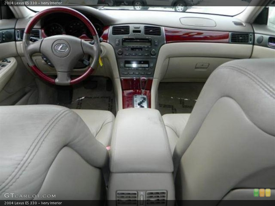 Ivory Interior Dashboard for the 2004 Lexus ES 330 #76748115