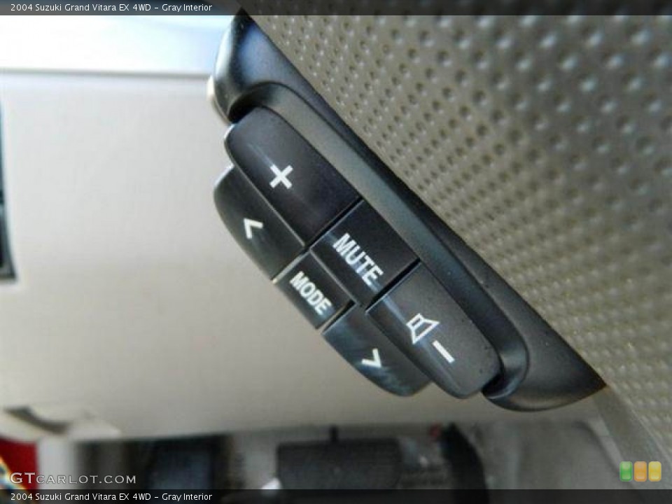 Gray Interior Controls for the 2004 Suzuki Grand Vitara EX 4WD #76748856