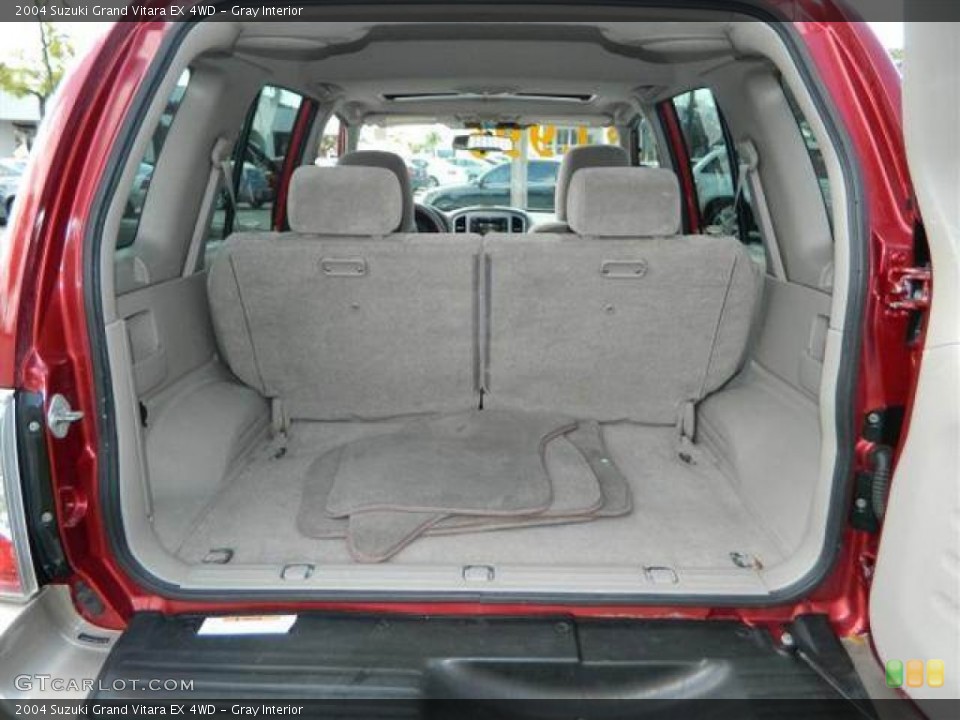 Gray Interior Trunk for the 2004 Suzuki Grand Vitara EX 4WD #76748939