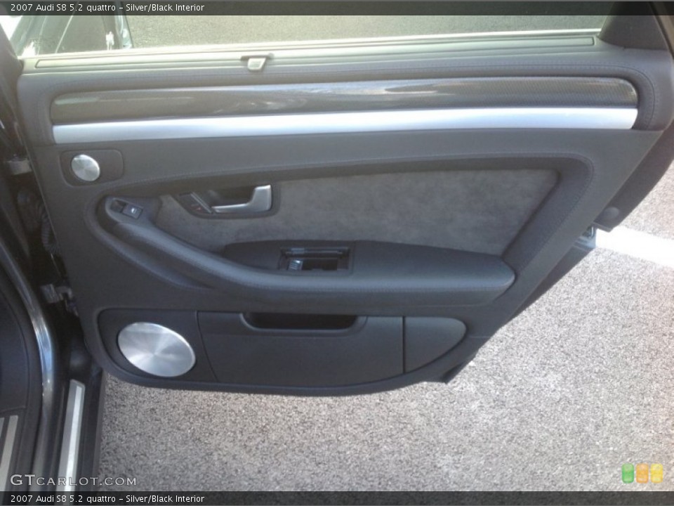 Silver/Black Interior Door Panel for the 2007 Audi S8 5.2 quattro #76749944