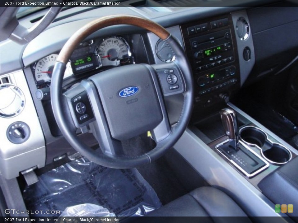 Charcoal Black/Caramel Interior Dashboard for the 2007 Ford Expedition Limited #76750352