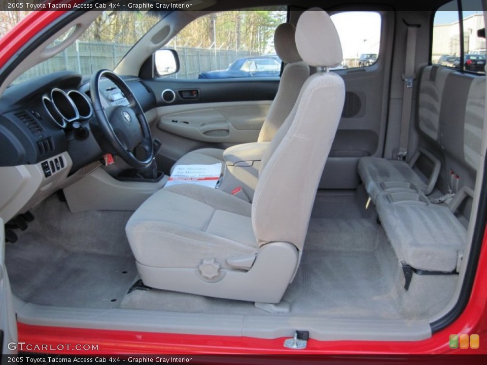 Graphite Gray Interior Photo for the 2005 Toyota Tacoma Access Cab 4x4 #76751180