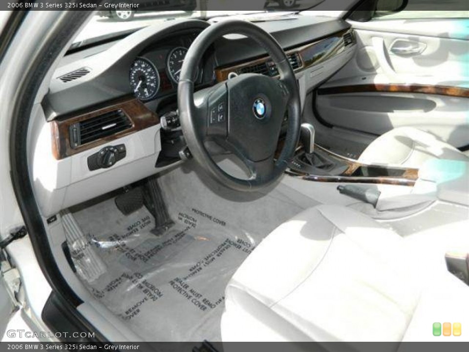 Grey Interior Photo for the 2006 BMW 3 Series 325i Sedan #76762304
