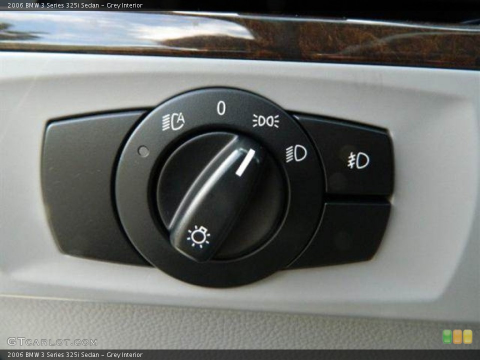 Grey Interior Controls for the 2006 BMW 3 Series 325i Sedan #76762427