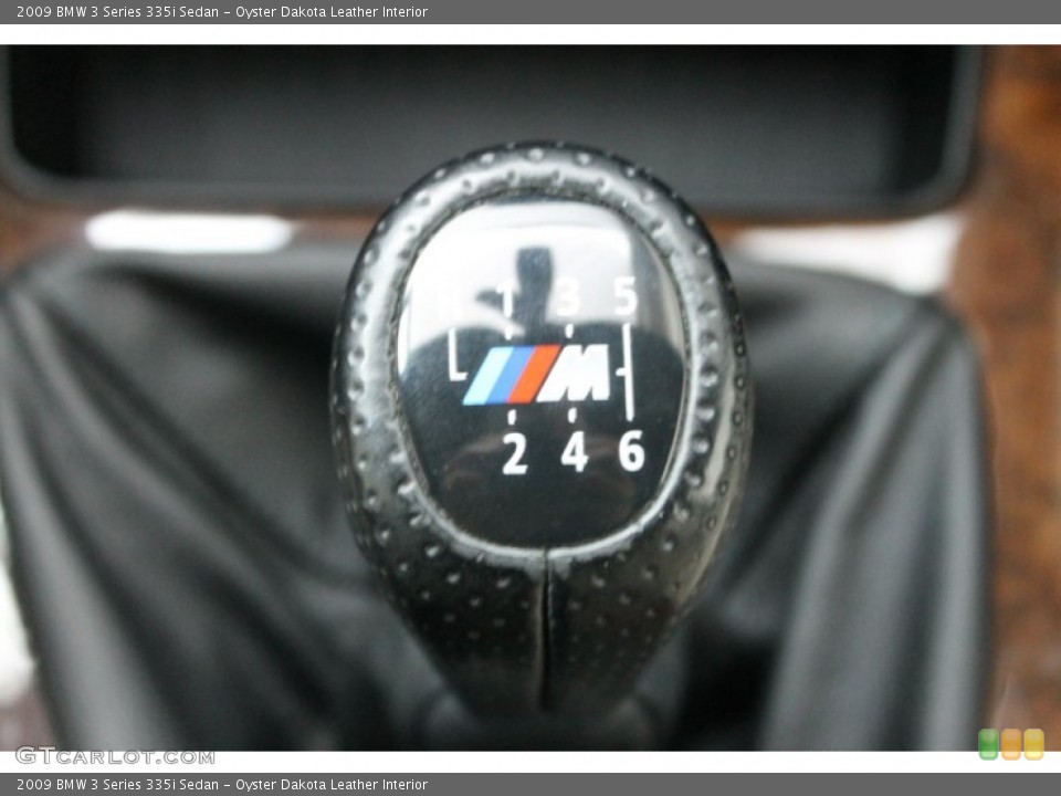 Oyster Dakota Leather Interior Transmission for the 2009 BMW 3 Series 335i Sedan #76776469