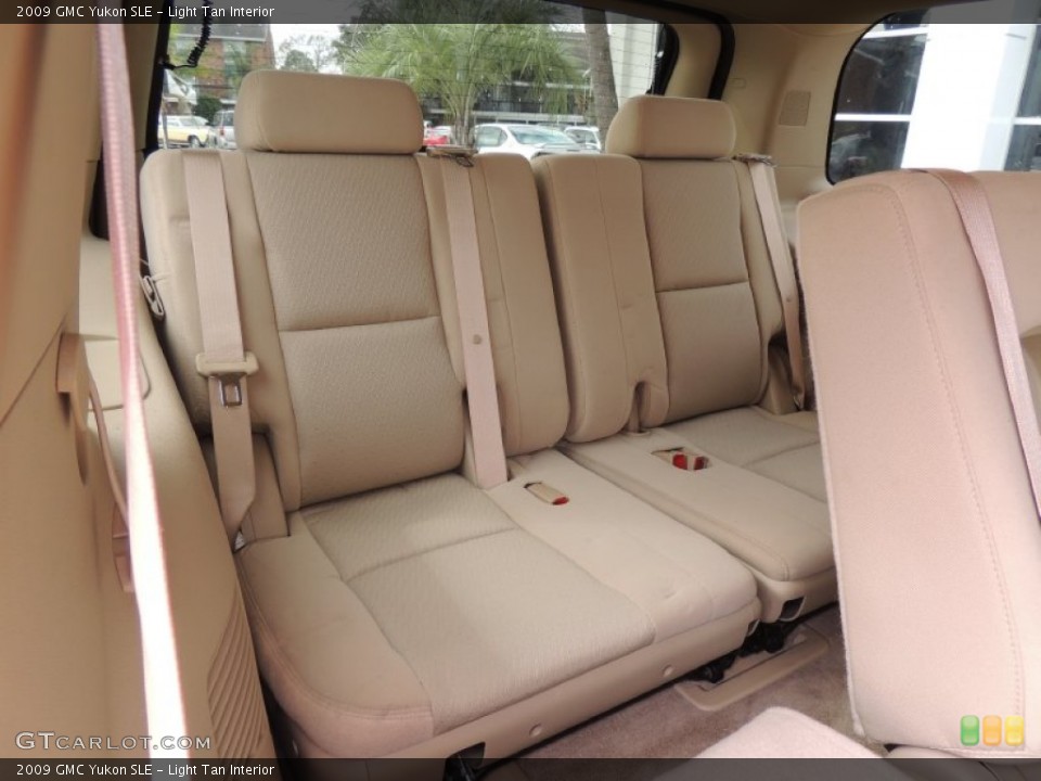 Light Tan Interior Rear Seat for the 2009 GMC Yukon SLE #76780298