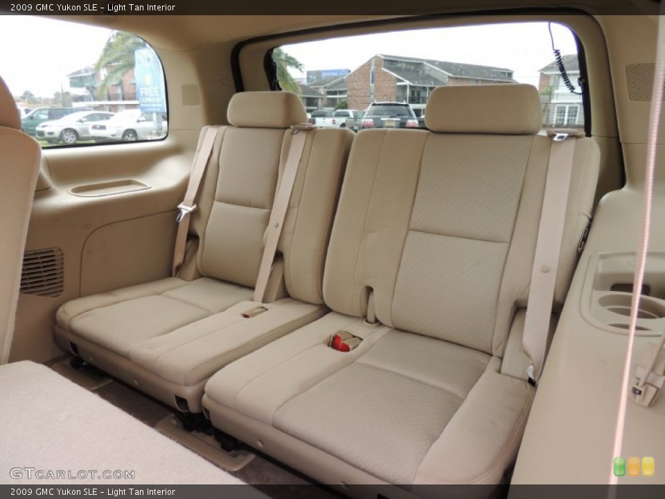 Light Tan Interior Rear Seat for the 2009 GMC Yukon SLE #76780379