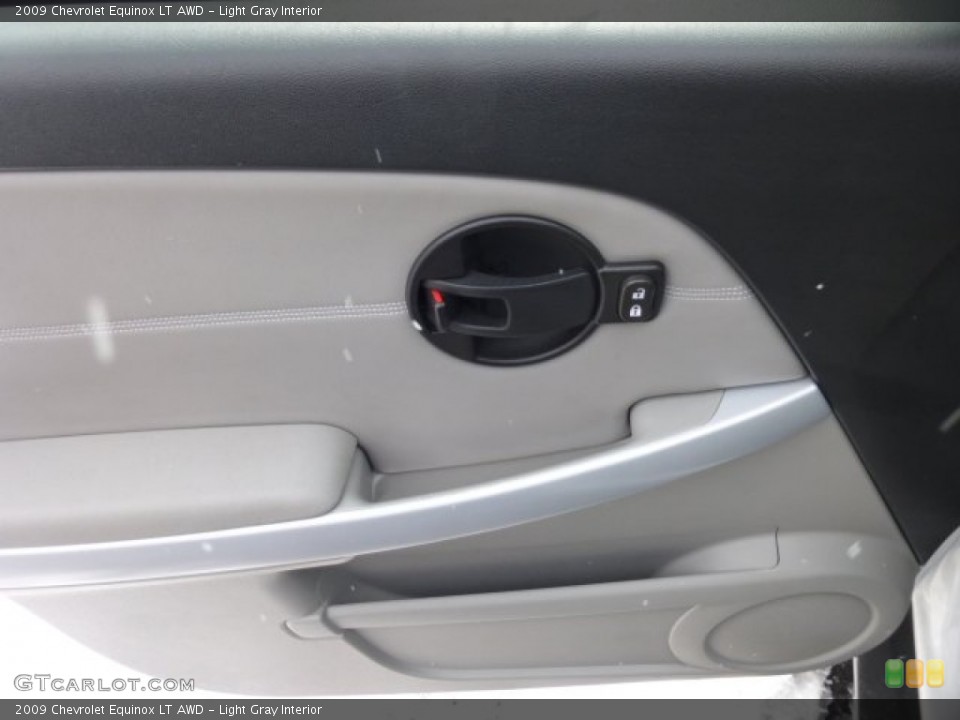 Light Gray Interior Door Panel for the 2009 Chevrolet Equinox LT AWD #76788764