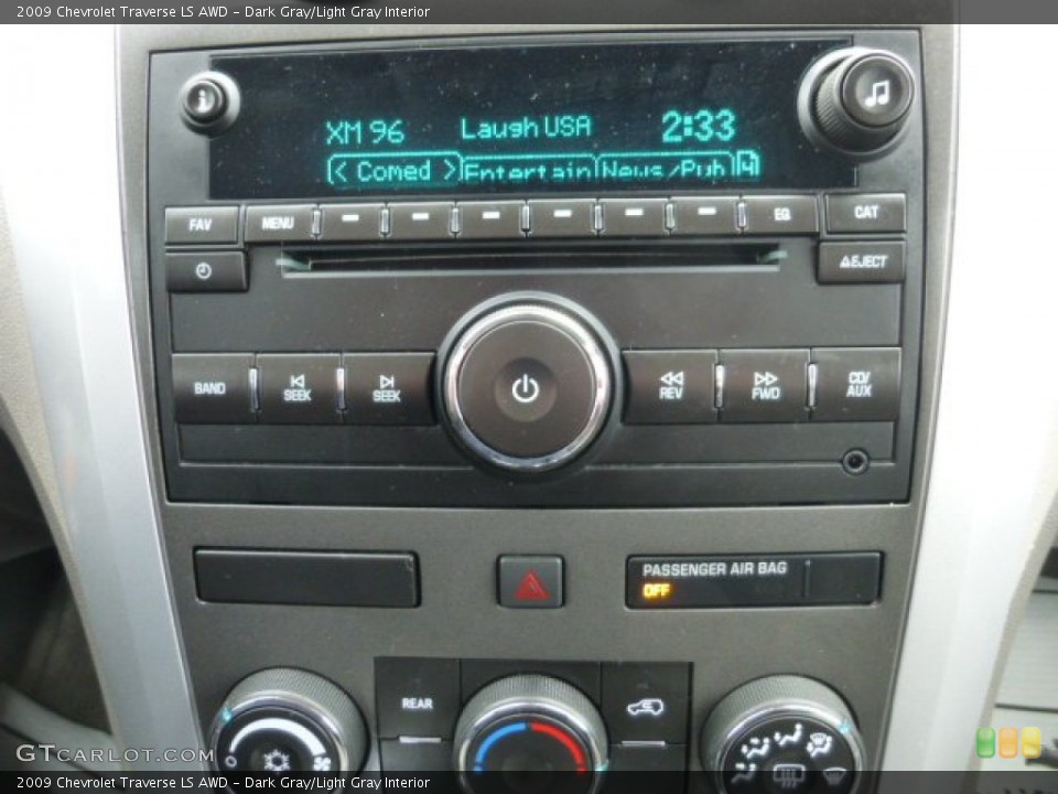 Dark Gray/Light Gray Interior Controls for the 2009 Chevrolet Traverse LS AWD #76793494