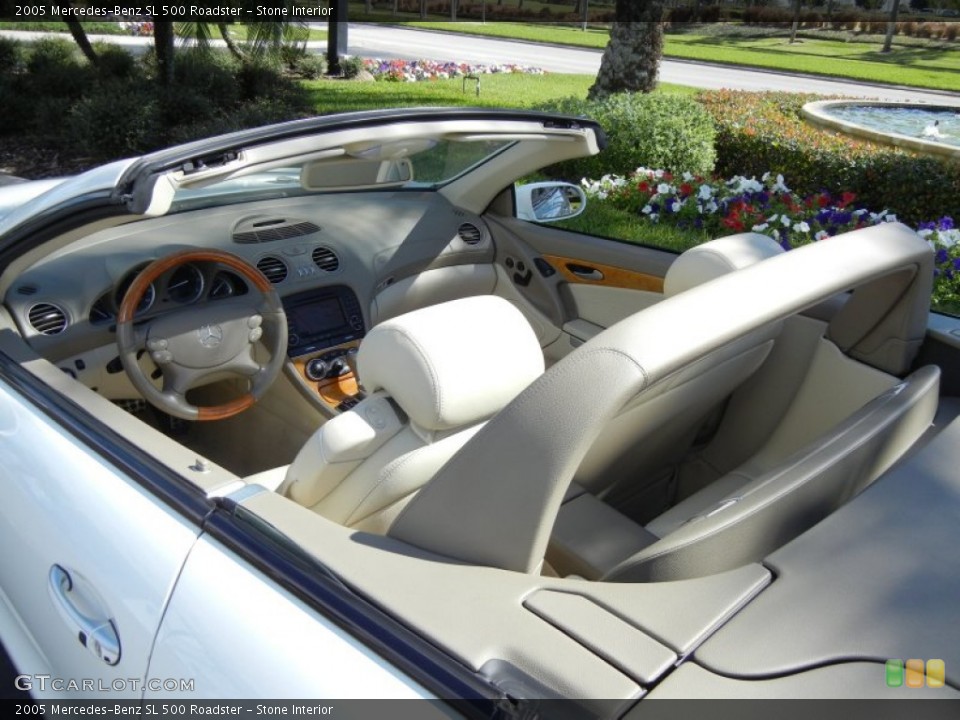 Stone Interior Photo for the 2005 Mercedes-Benz SL 500 Roadster #76800182