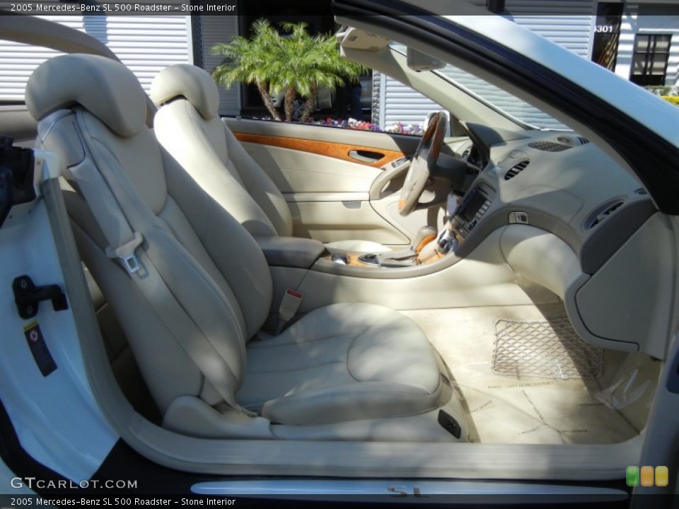 Stone Interior Photo for the 2005 Mercedes-Benz SL 500 Roadster #76800335