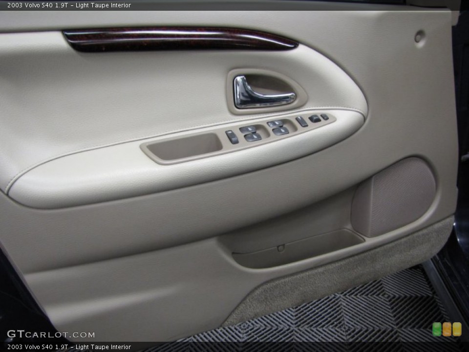 Light Taupe Interior Door Panel for the 2003 Volvo S40 1.9T #76802690