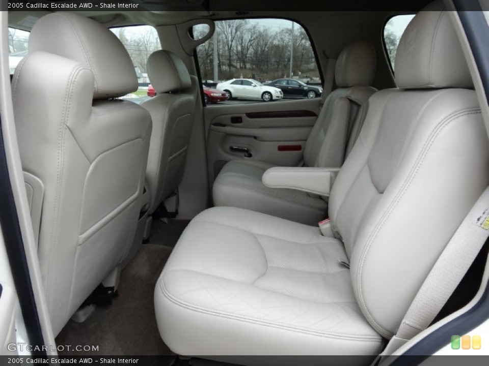 Shale Interior Rear Seat for the 2005 Cadillac Escalade AWD #76805116