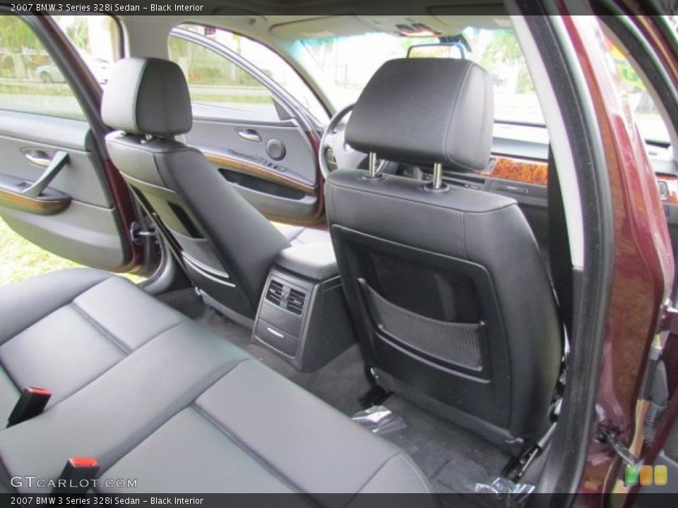 Black Interior Photo for the 2007 BMW 3 Series 328i Sedan #76805229