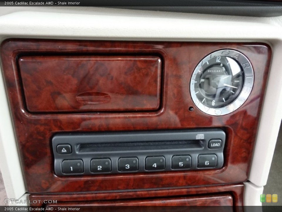 Shale Interior Controls for the 2005 Cadillac Escalade AWD #76805333