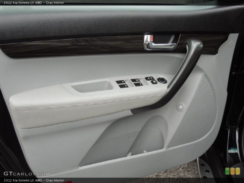 Gray Interior Door Panel for the 2012 Kia Sorento LX AWD #76806153