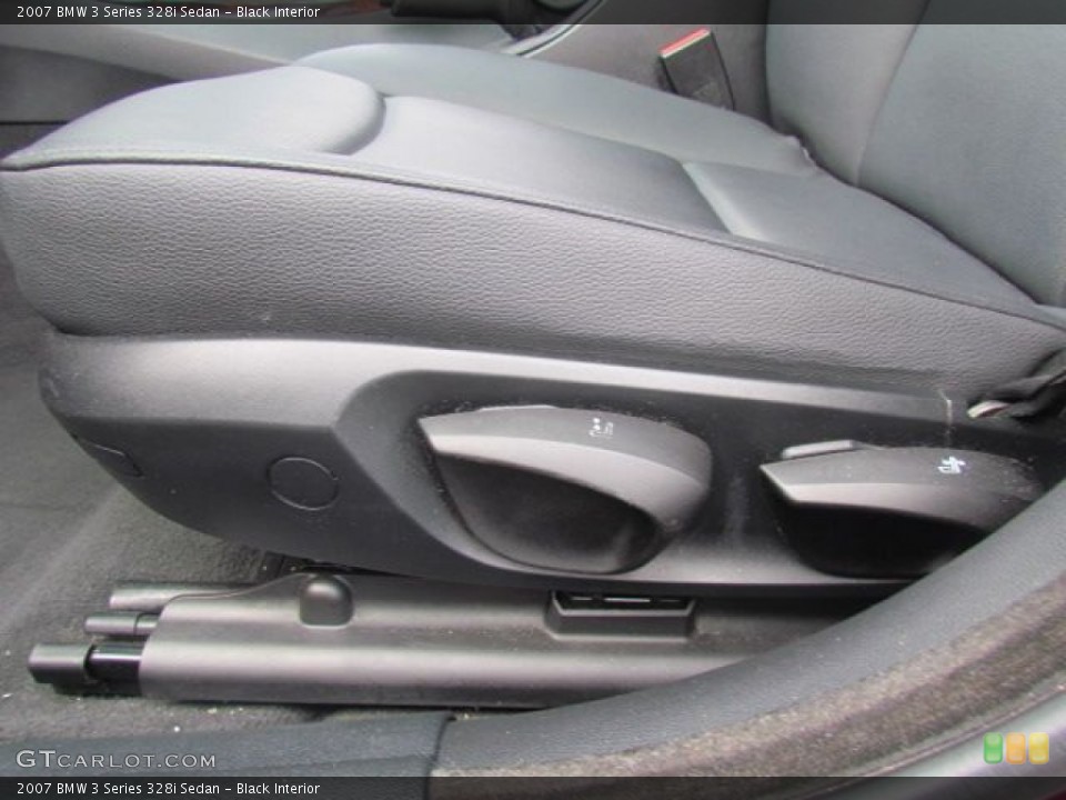Black Interior Controls for the 2007 BMW 3 Series 328i Sedan #76806510