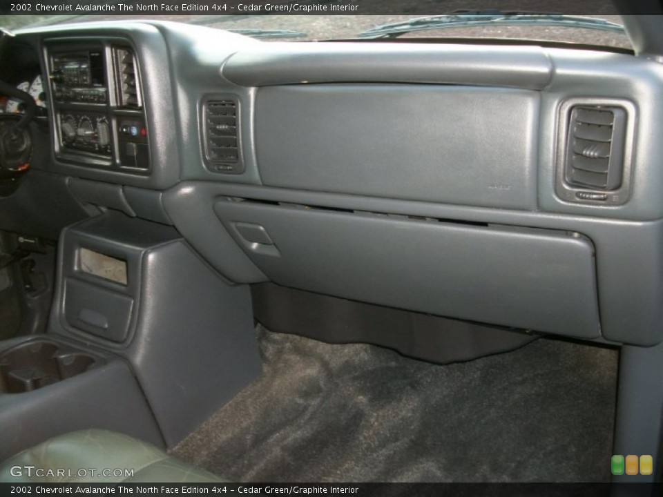 Cedar Green/Graphite Interior Dashboard for the 2002 Chevrolet Avalanche The North Face Edition 4x4 #76810665