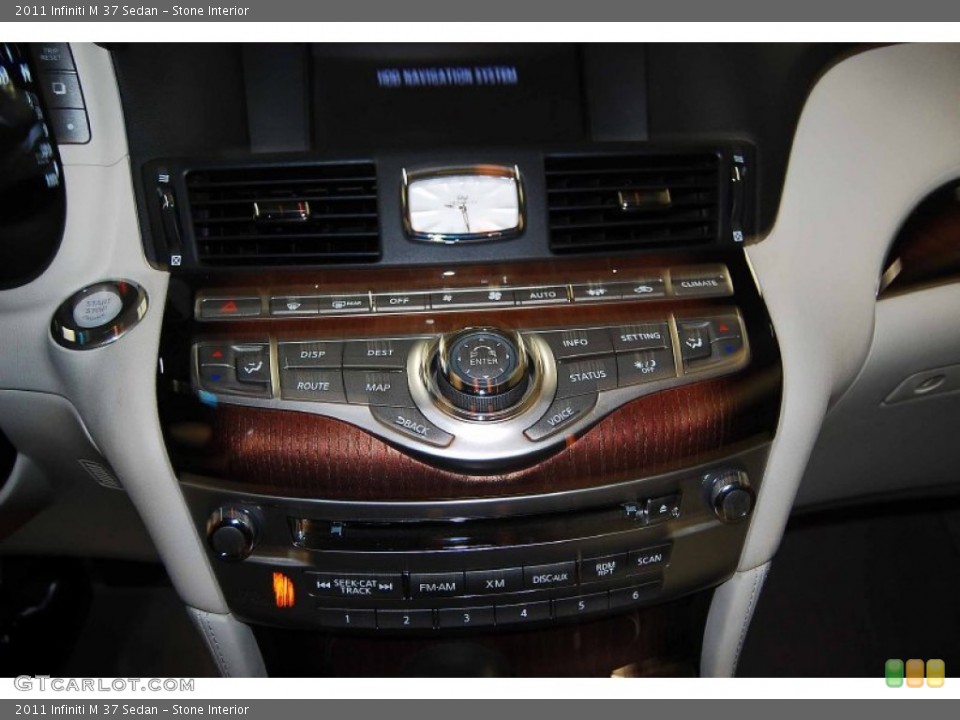 Stone Interior Controls for the 2011 Infiniti M 37 Sedan #76811535