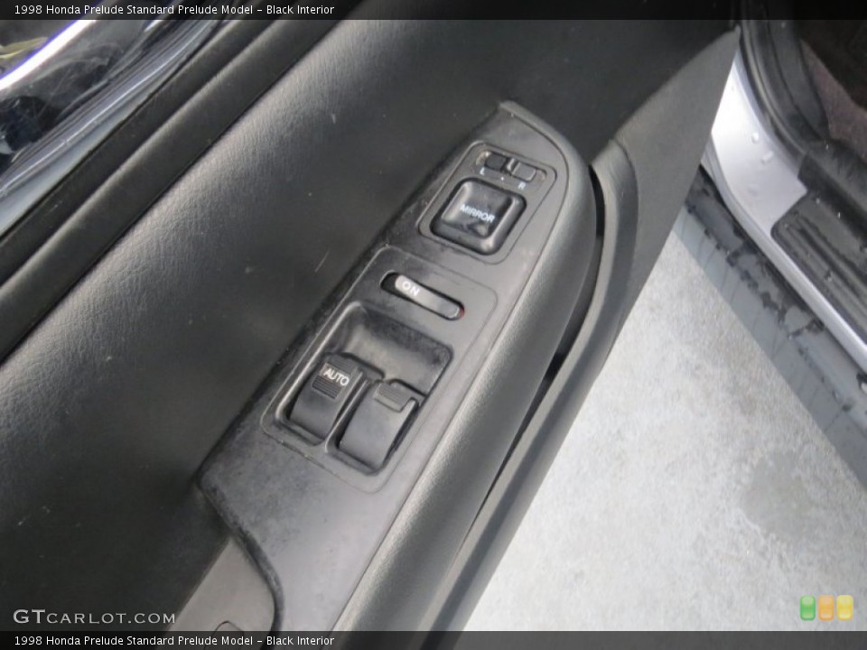 Black Interior Controls for the 1998 Honda Prelude  #76813531