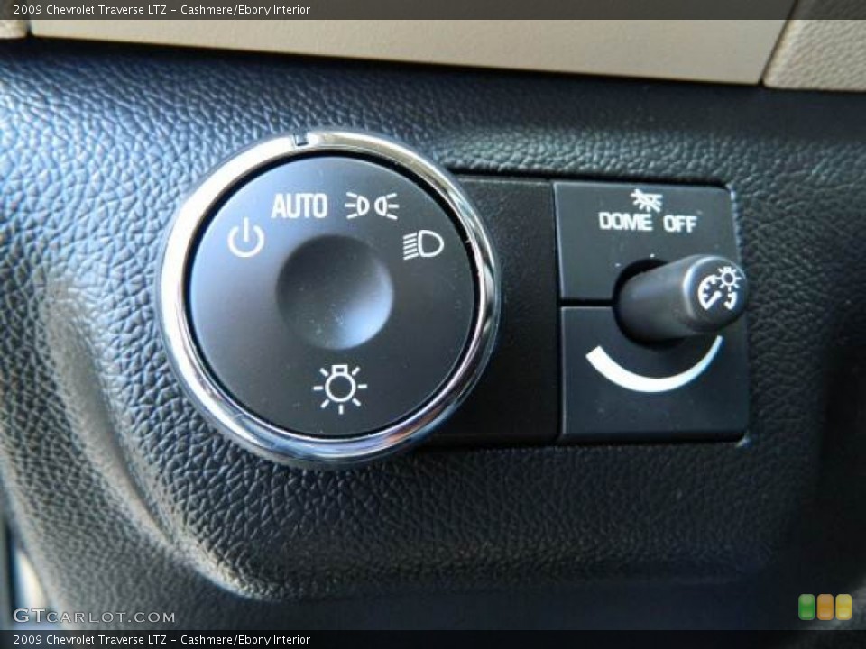 Cashmere/Ebony Interior Controls for the 2009 Chevrolet Traverse LTZ #76816404