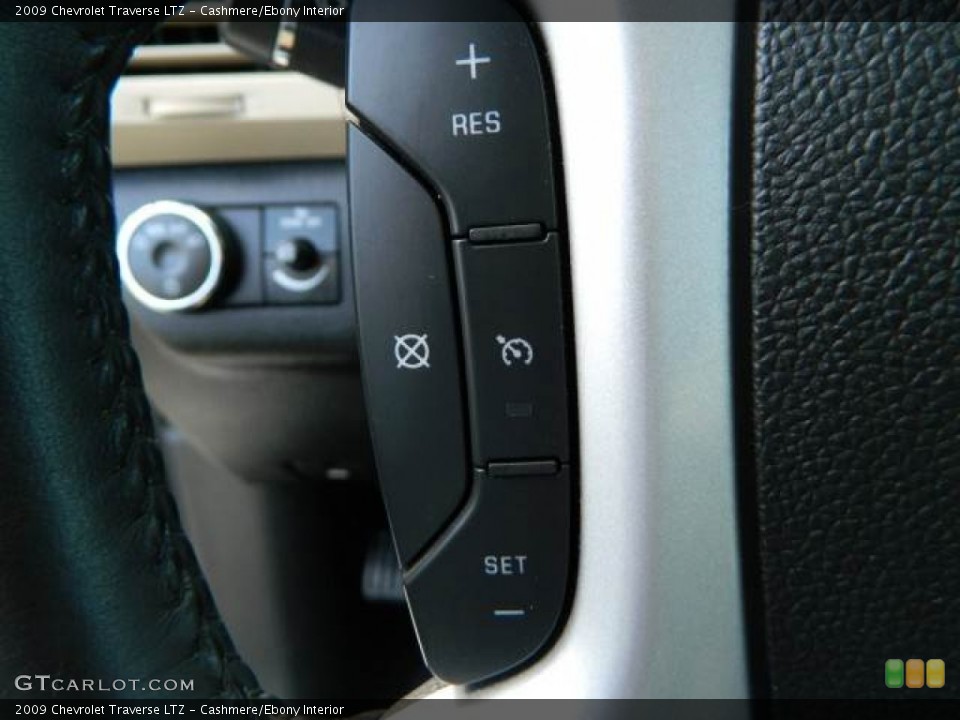 Cashmere/Ebony Interior Controls for the 2009 Chevrolet Traverse LTZ #76816431