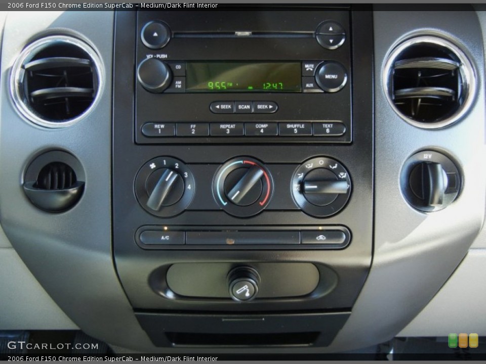Medium/Dark Flint Interior Controls for the 2006 Ford F150 Chrome Edition SuperCab #76818930