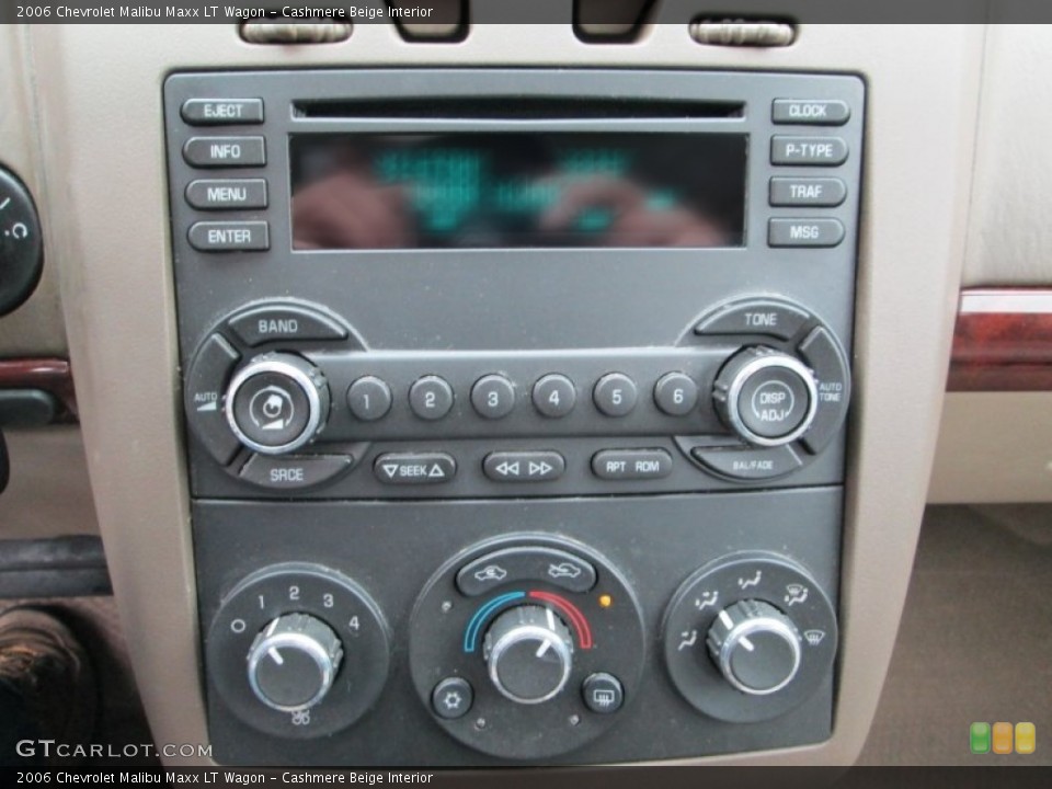 Cashmere Beige Interior Controls for the 2006 Chevrolet Malibu Maxx LT Wagon #76820409