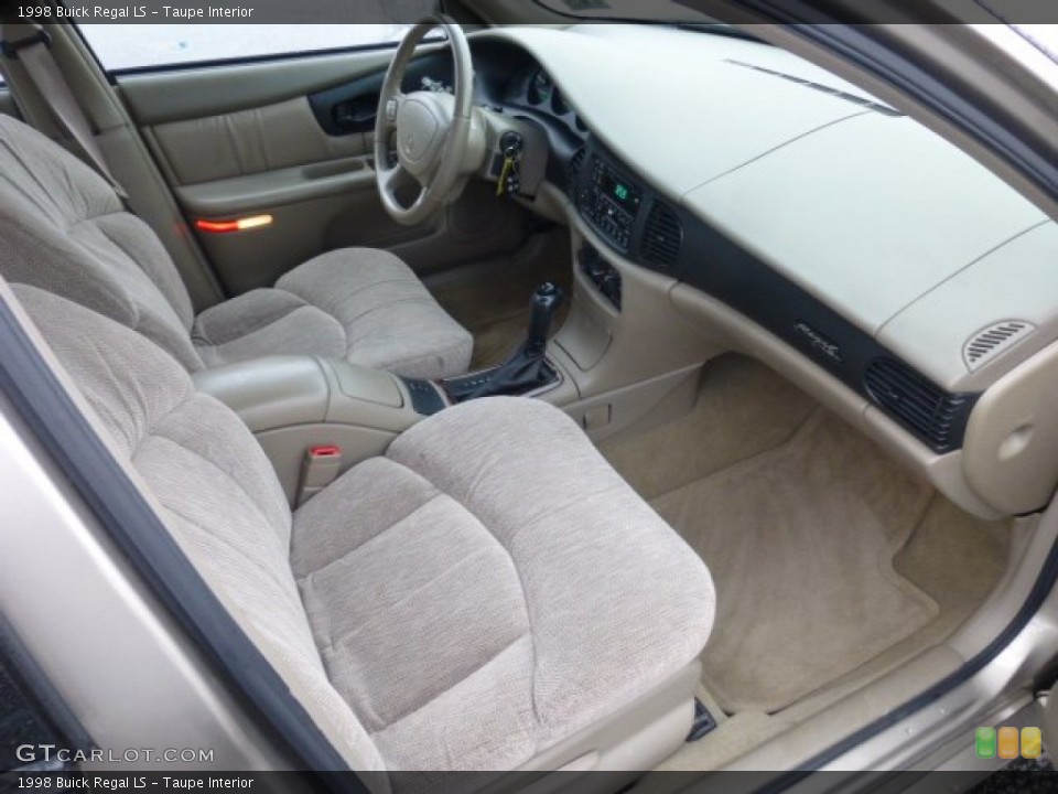 Taupe Interior Photo for the 1998 Buick Regal LS #76821304