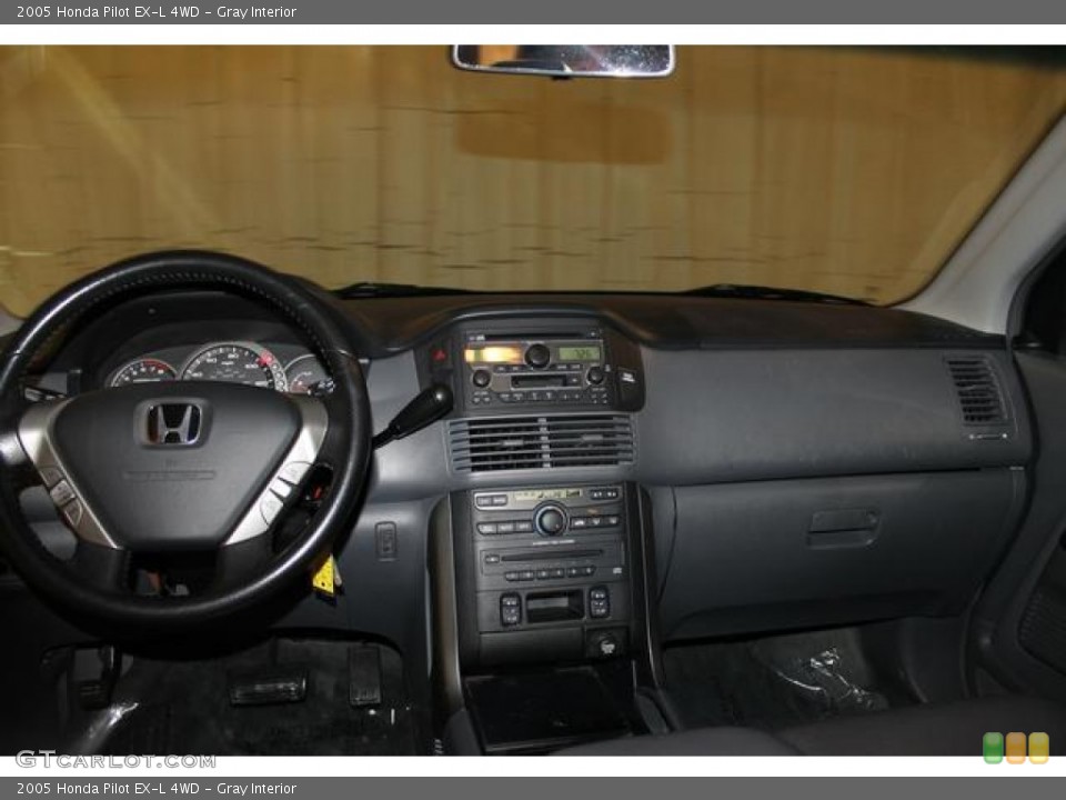 Gray Interior Dashboard for the 2005 Honda Pilot EX-L 4WD #76824636