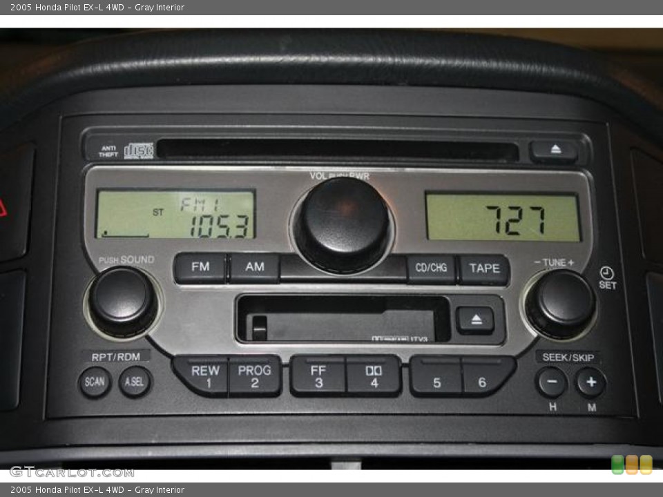Gray Interior Controls for the 2005 Honda Pilot EX-L 4WD #76824978