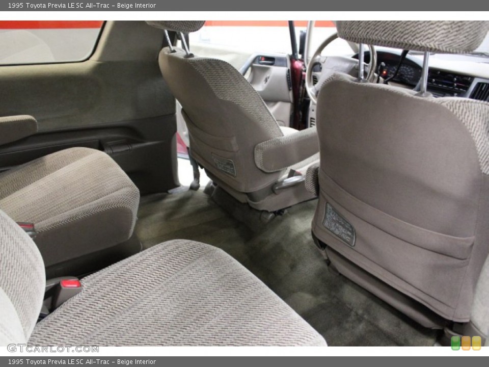 Beige Interior Photo for the 1995 Toyota Previa LE SC All-Trac #76840623