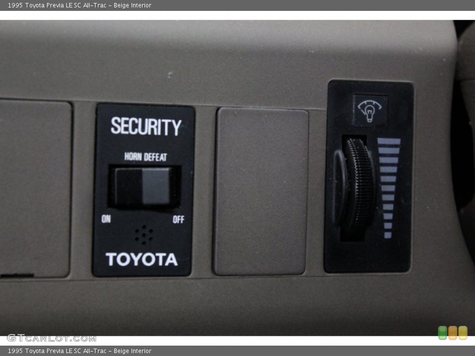 Beige Interior Controls for the 1995 Toyota Previa LE SC All-Trac #76840872