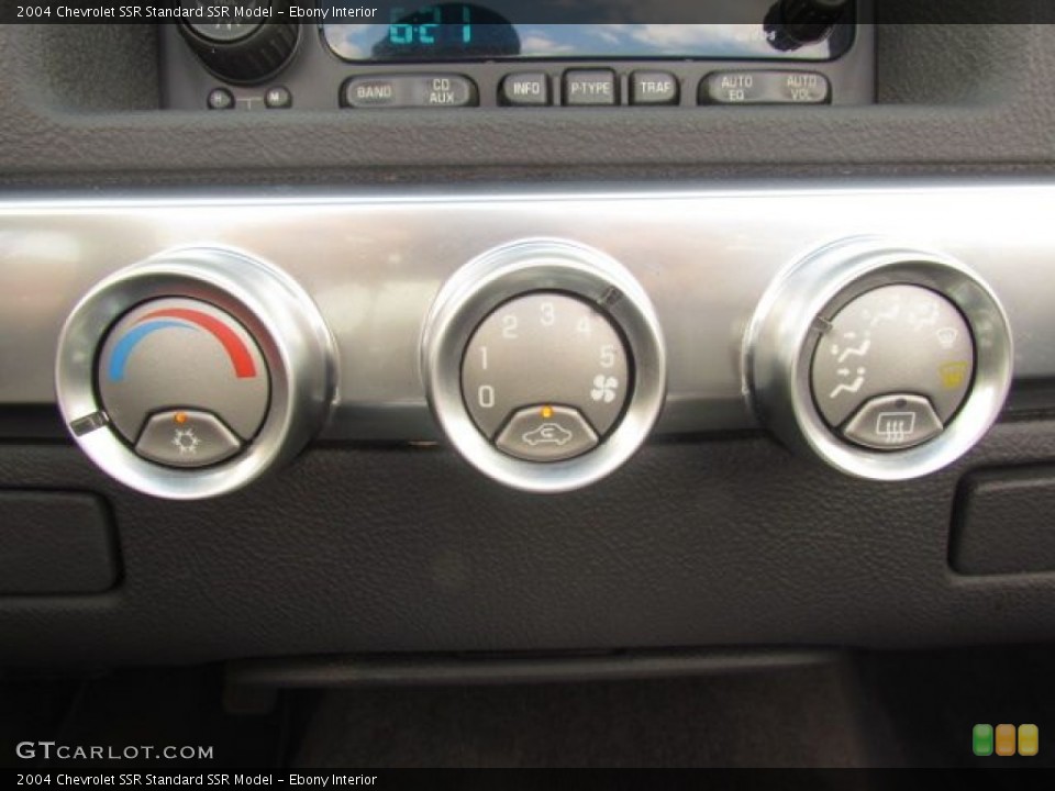 Ebony Interior Controls for the 2004 Chevrolet SSR  #76843362