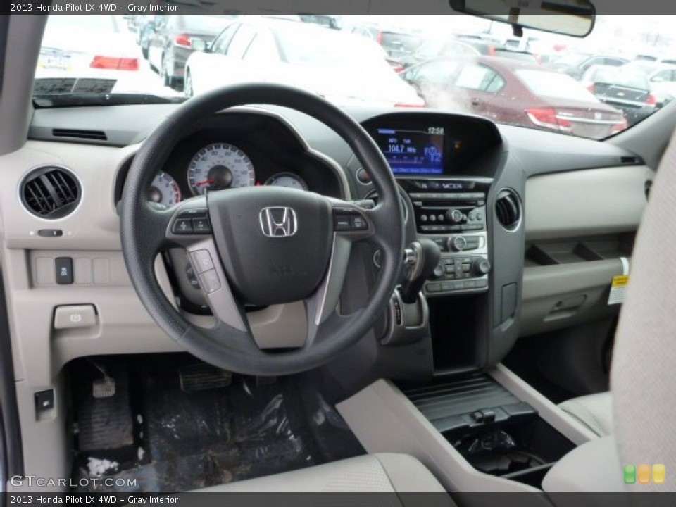 Gray Interior Dashboard for the 2013 Honda Pilot LX 4WD #76850130