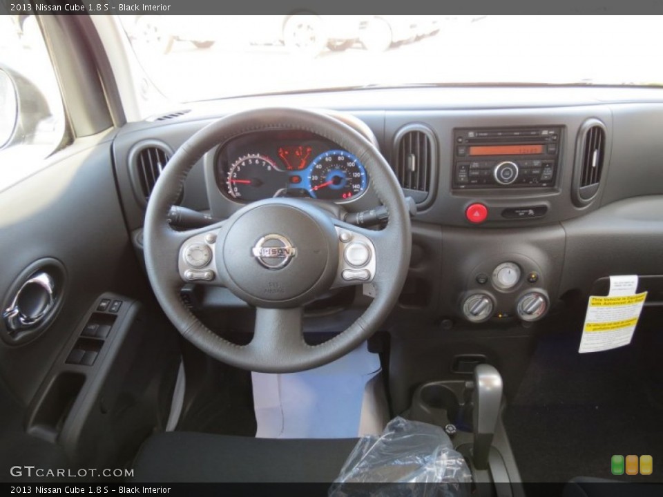 Black Interior Dashboard for the 2013 Nissan Cube 1.8 S #76852933