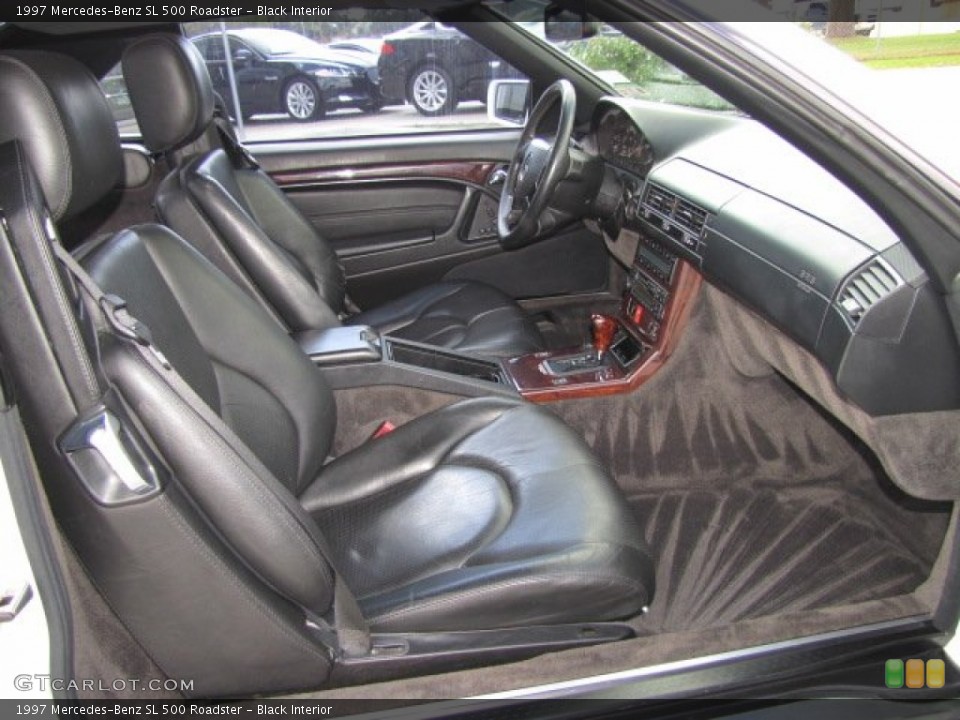 Black Interior Photo for the 1997 Mercedes-Benz SL 500 Roadster #76855118