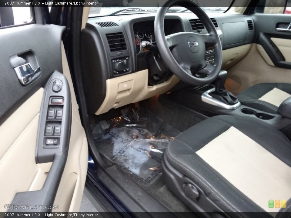 Light Cashmere/Ebony Interior Photo for the 2007 Hummer H3 X #76858788