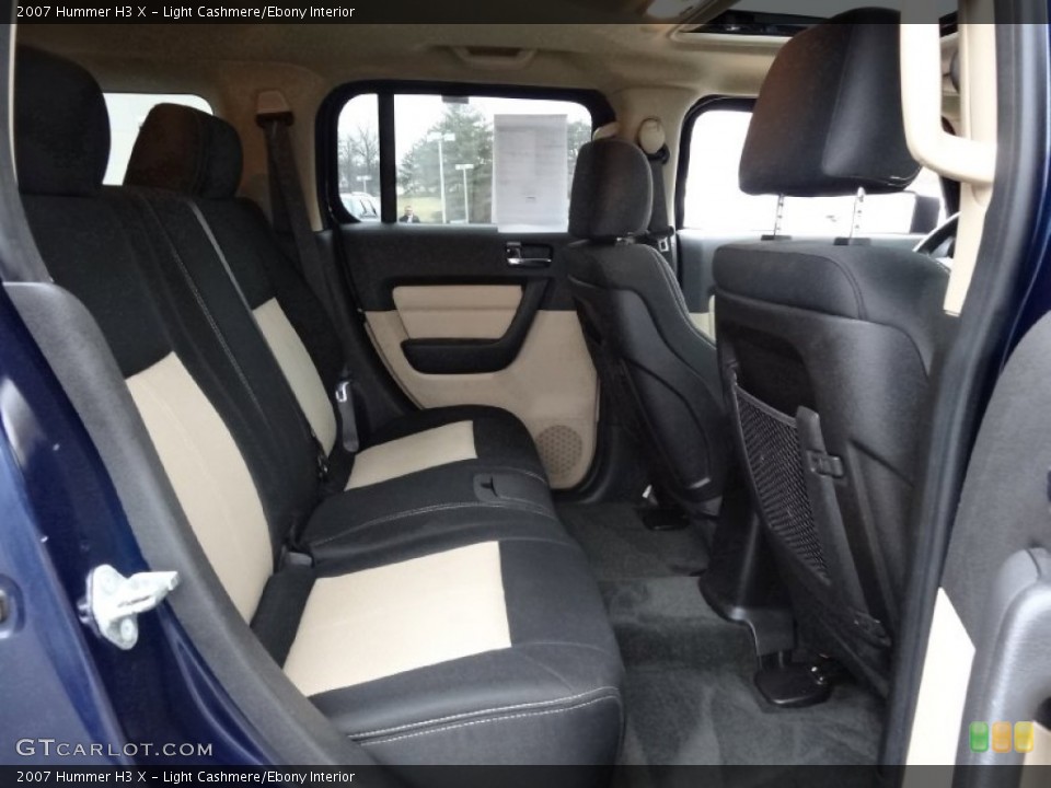 Light Cashmere/Ebony Interior Rear Seat for the 2007 Hummer H3 X #76858905