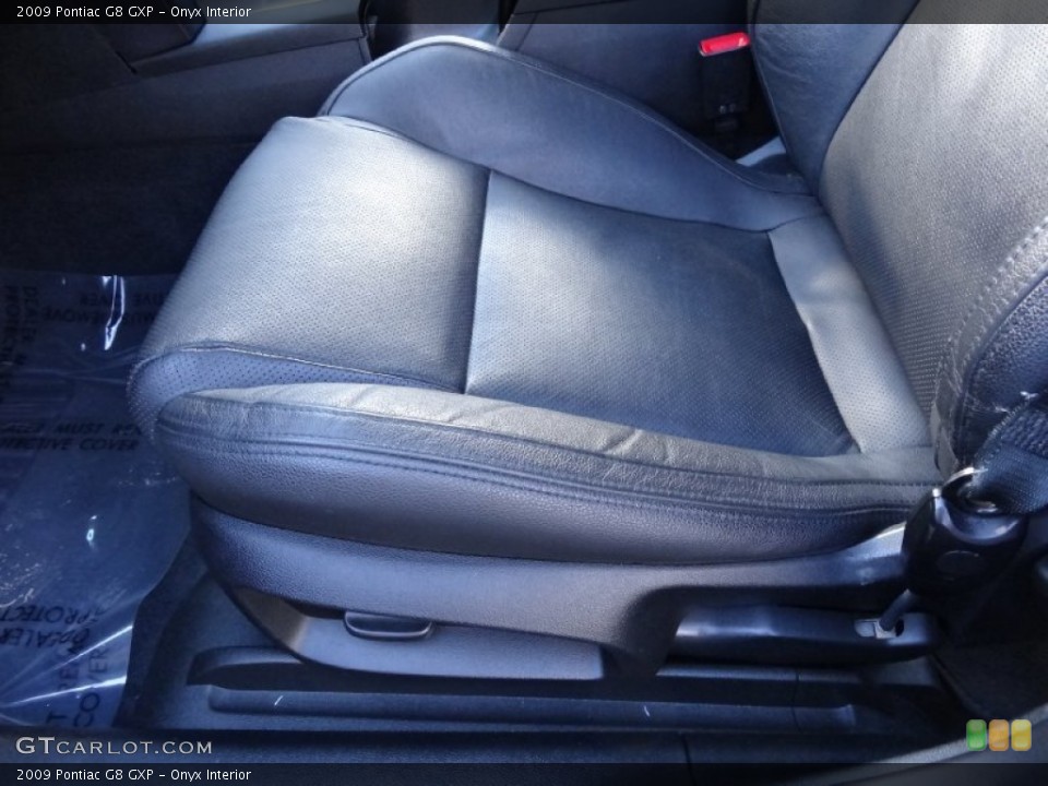 Onyx Interior Front Seat for the 2009 Pontiac G8 GXP #76859295