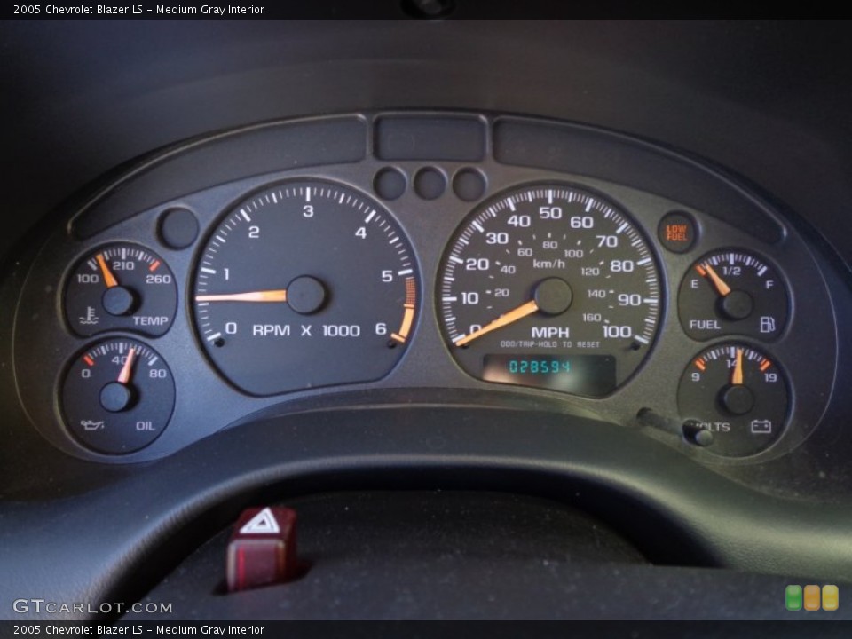 Medium Gray Interior Gauges for the 2005 Chevrolet Blazer LS #76860309