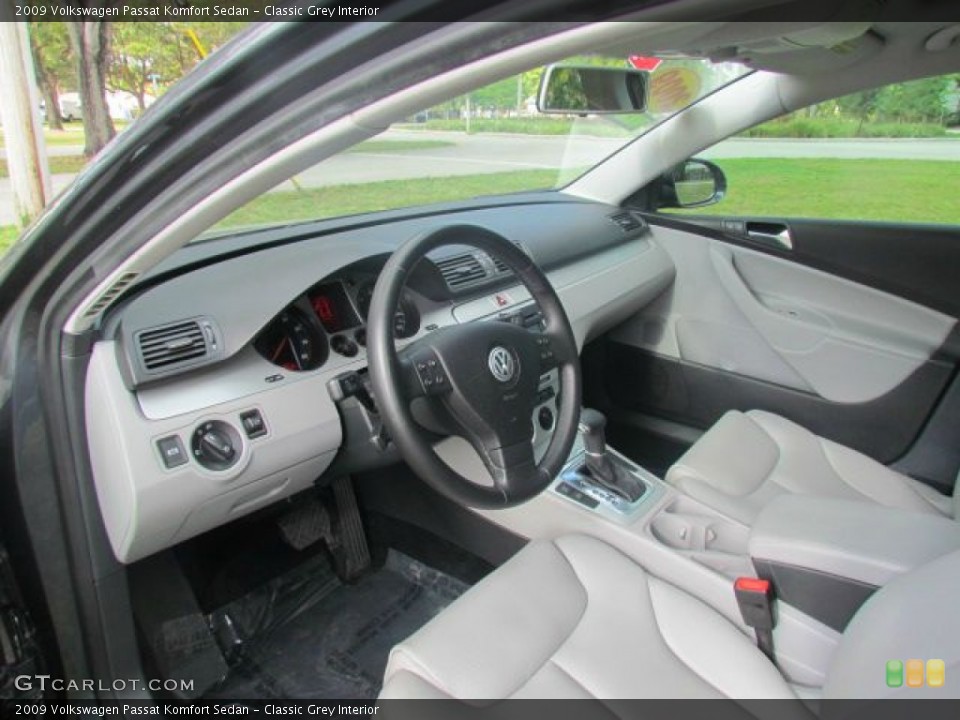 Classic Grey Interior Photo for the 2009 Volkswagen Passat Komfort Sedan #76862325
