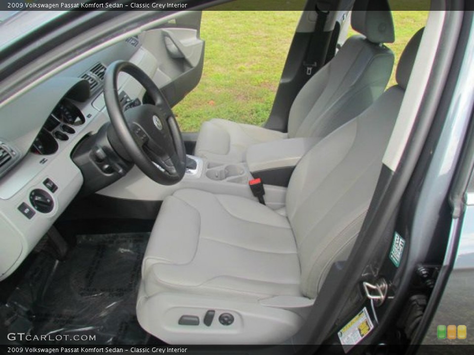 Classic Grey Interior Photo for the 2009 Volkswagen Passat Komfort Sedan #76862396