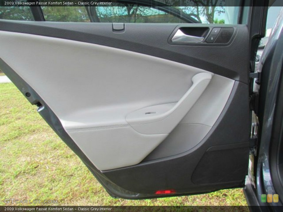Classic Grey Interior Door Panel for the 2009 Volkswagen Passat Komfort Sedan #76862400