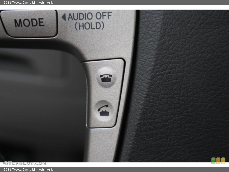 Ash Interior Controls for the 2011 Toyota Camry LE #76870110