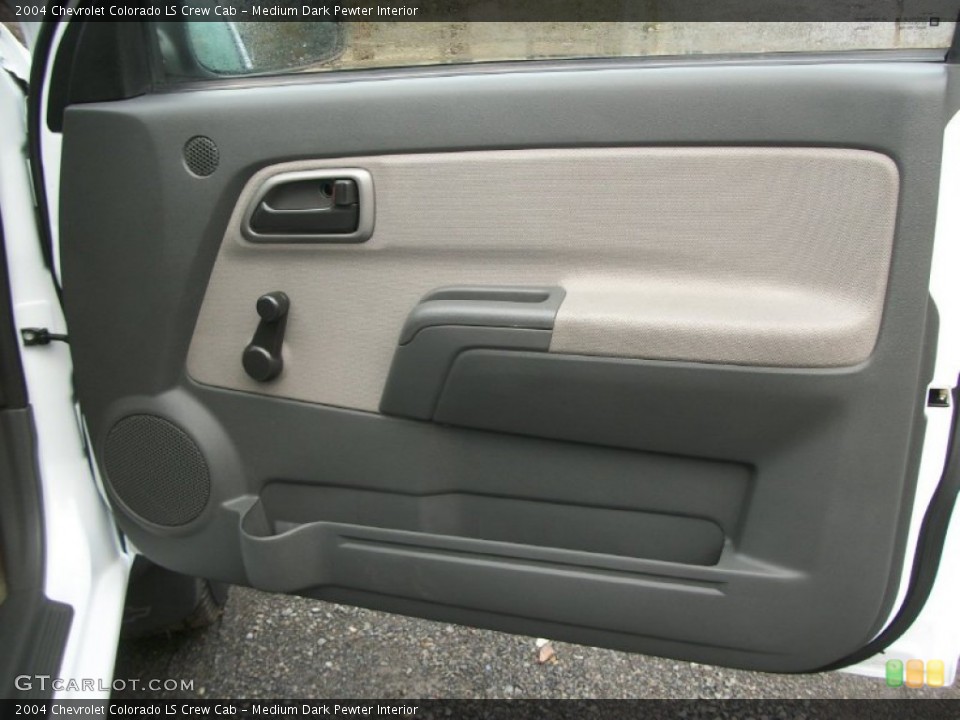 Medium Dark Pewter Interior Door Panel for the 2004 Chevrolet Colorado LS Crew Cab #76872804