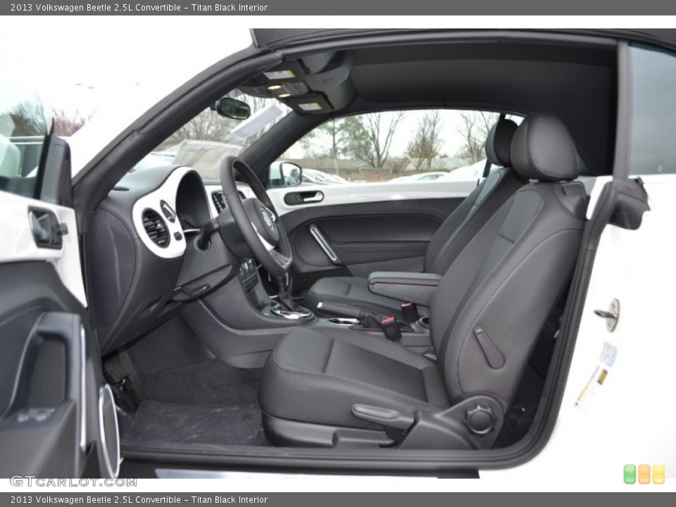 Titan Black Interior Photo for the 2013 Volkswagen Beetle 2.5L Convertible #76875408