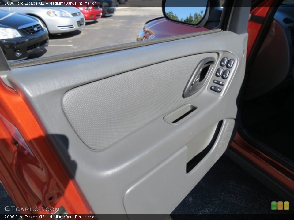 Medium/Dark Flint Interior Door Panel for the 2006 Ford Escape XLS #76876493