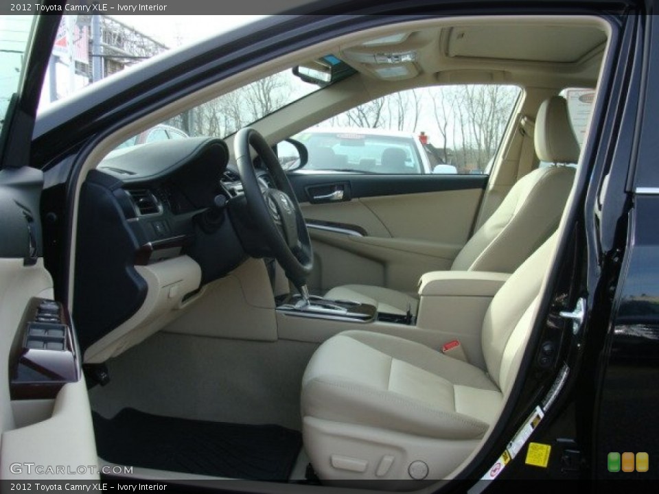Ivory Interior Photo for the 2012 Toyota Camry XLE #76877525