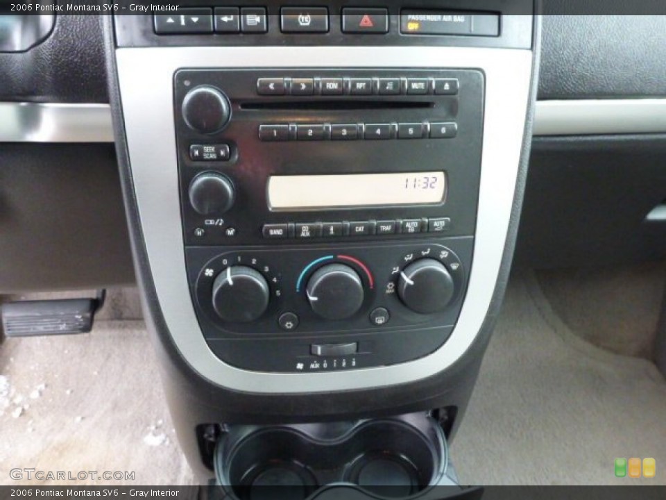 Gray Interior Controls for the 2006 Pontiac Montana SV6 #76887279